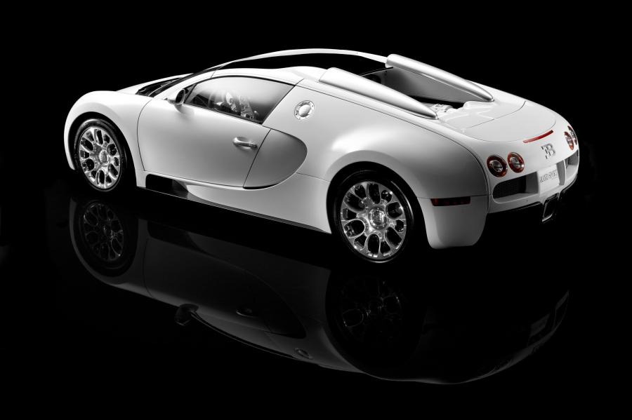  Bugatti Veyron 16.4 Grand Sport 2009 года  (фото 9 из 96)